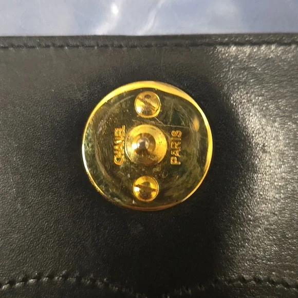 CHANEL Patent Leather Single Flap Black Bag-Broken Clasp - Picture 6 of 6